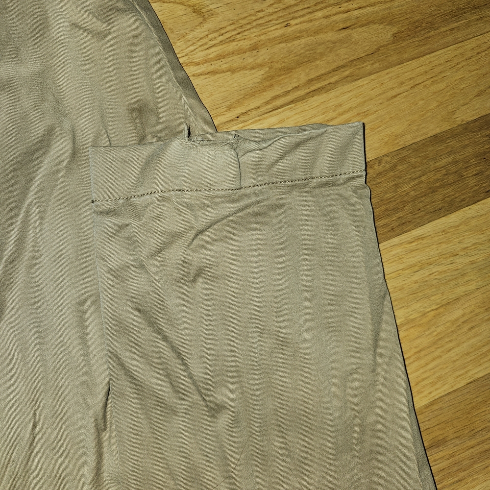 J. Crew Men's Khaki Chinos - Picture 4 of 8
